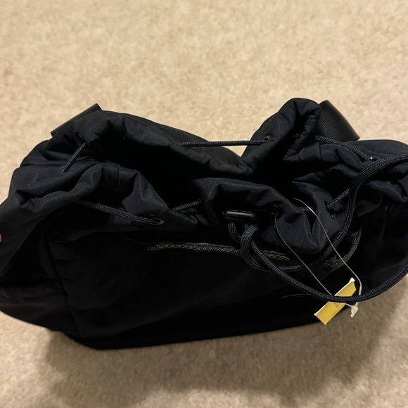 NEW Beyond Yoga Backpack Black Convertible Athletic Yoga Gym Bag NWT main image 6